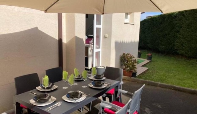 RURAL3MIJAROJOS casa con jardin y piscina privada en el centro de Cantabria