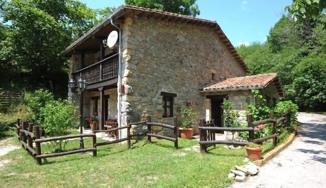 Rurales Río Aliso Apartments for 4 people