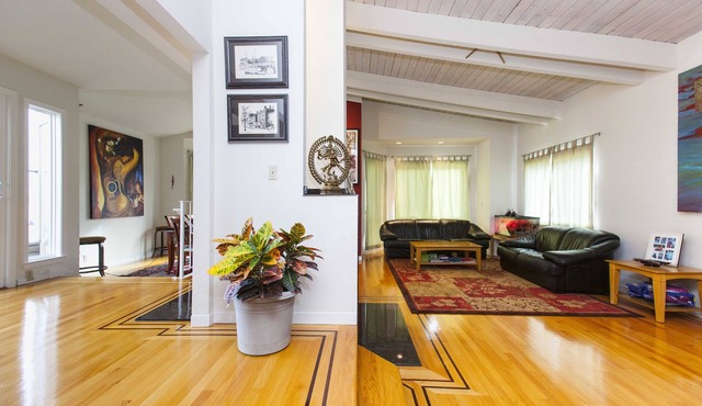 Russian Penthouse Hill Panoramic Views Decks by North Beach Fishermans Wharf Nob