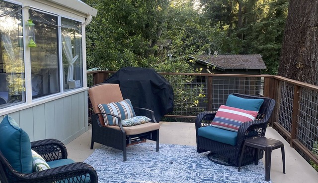 Russian Riverside Cottage in Healdsburg