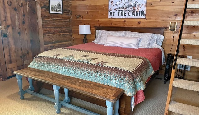 Rustic 1-Bedroom Cabin near Teton Village