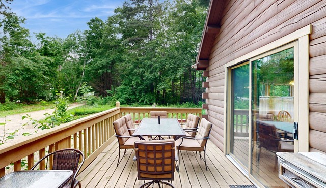 Rustic 2-story cabin near Saco River w/views & firepit