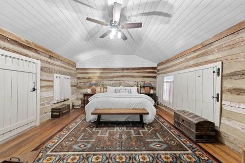 Rustic Augusta Cabin
