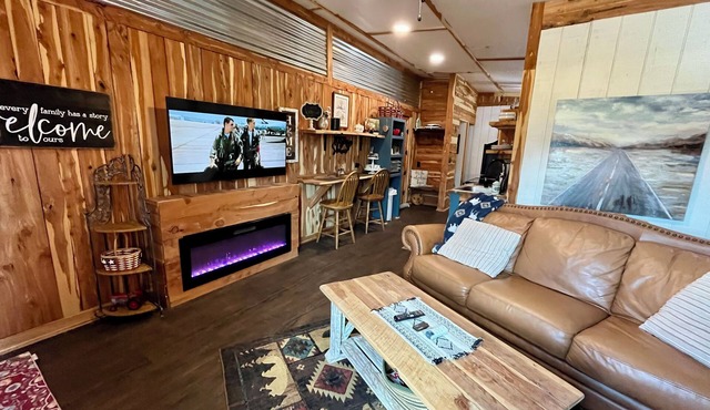 Rustic Barnsuite on the Farm - 2 Suites