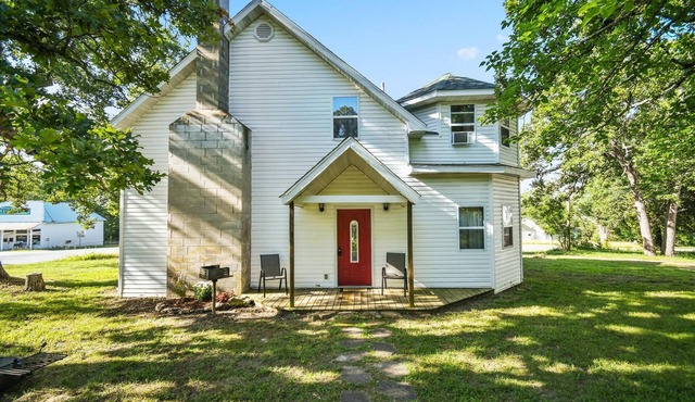 Rustic Beauty by the Niangua River