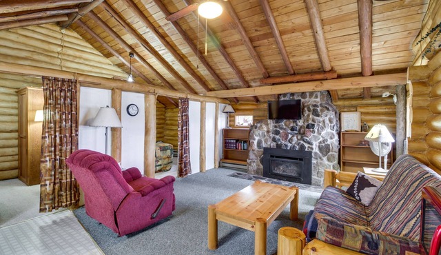 Rustic Bemidji Cabin w/Boat & Lake Access!