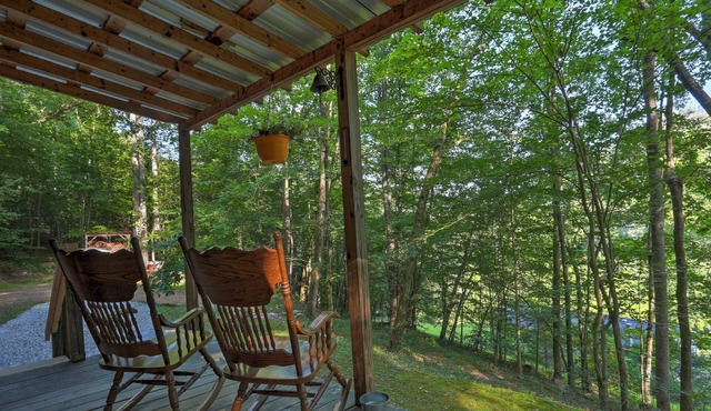 Rustic Briceville Cabin w/Porch Tucked in Forest!