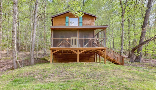 Rustic Brina Breeze Cabin!