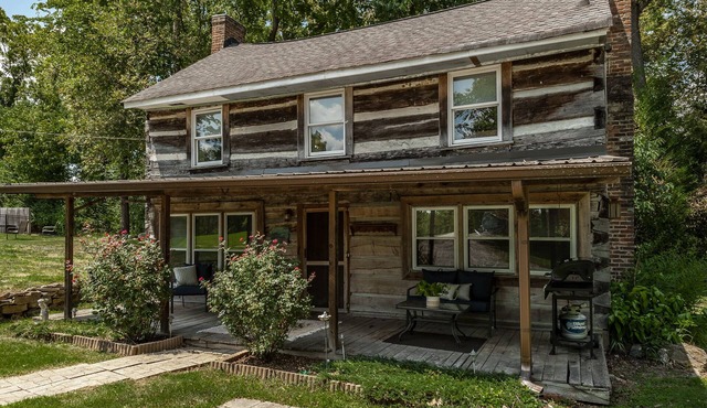 Rustic Cabin | 30 miles from Nashville