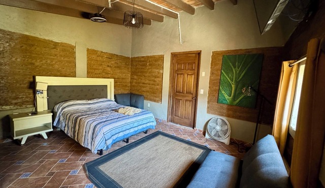 RUSTIC CABIN IN THE CENTER OF TEPOZTLAN