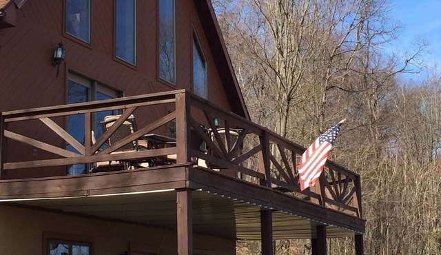 Rustic Cabin in the Woods Close to Raystown Lake - DOG Friendly