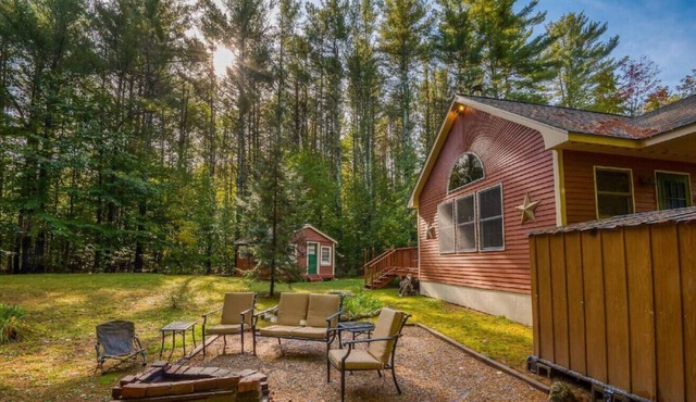 Rustic Cabin near Conway,5min to Snowmobile Trail