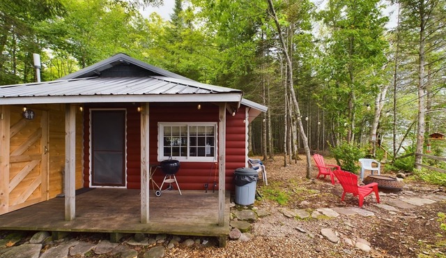 Rustic Cabin sitting on the Edge of Lake Superior with an Outdoor Sauna