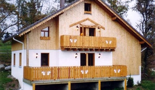 Rustic Chalet for Families