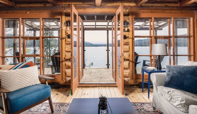 Rustic chalet with exceptional view