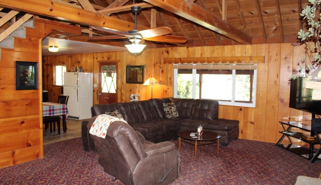 Rustic Chapparal Cabin at Bass Lake Heights