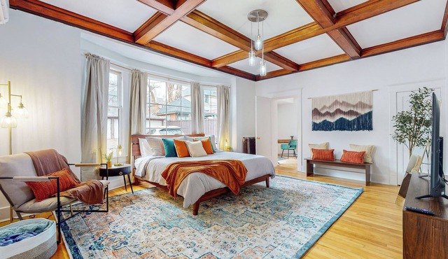 Rustic Charm in Heart of SLC