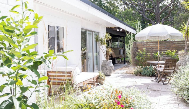 Rustic, cosy one bedroom guesthouse. Just a short walk to Umina Beach!