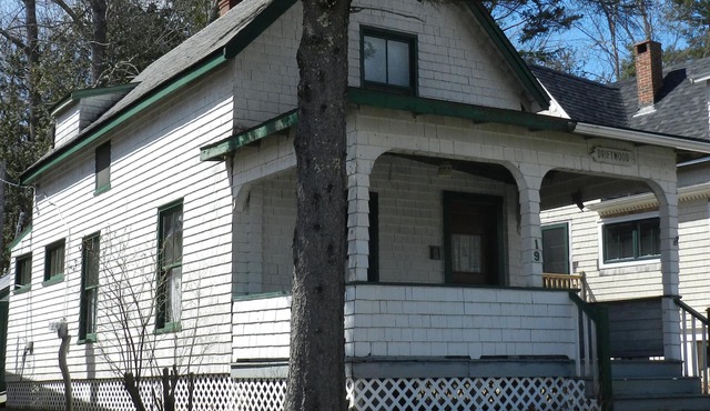 Rustic Cottage a Block from the Water at 19 Broadway, Bayside, Northport