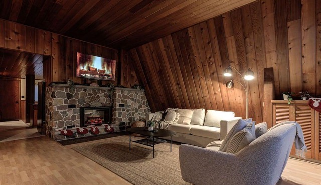 Rustic & Cozy A-Frame cottage | Fireplace | Pool Table | Movie room