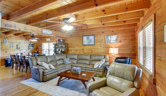 Rustic Dale Hollow Lake Cabin - Private Hot Tub!