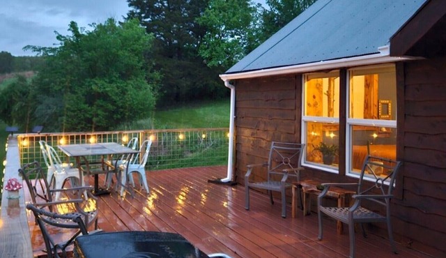 Rustic Elegance in Heart of Missouri 1002