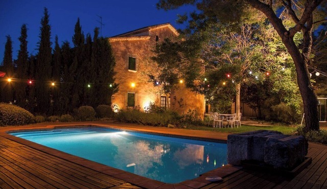Rustic Vibes Villa w/private pool 12km to beach!