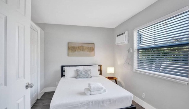 Rustic Escape 1BR Near Las Olas #14