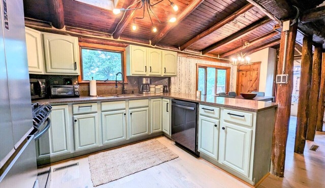 Rustic Escape in Greenwood Lake