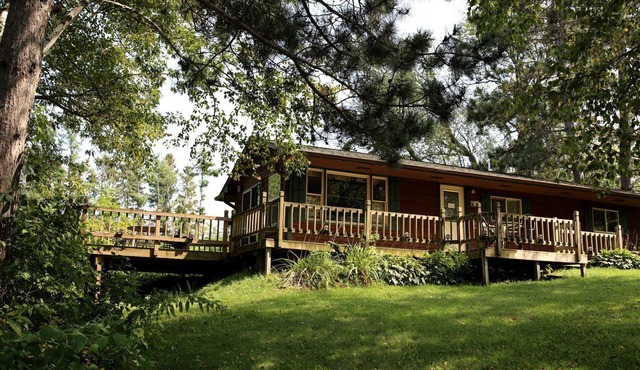 Rustic Family Cabin Rental with a Fire Pit near Wisconsin Dells