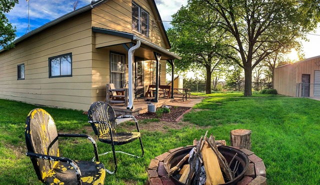 Rustic Farmhouse Retreat
