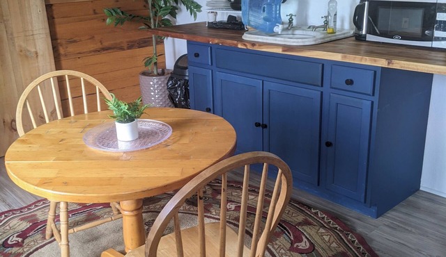 Rustic farmstay in a barn studio apartment