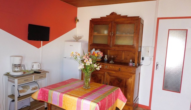Rustic cottage with games room and animals in the countryside
