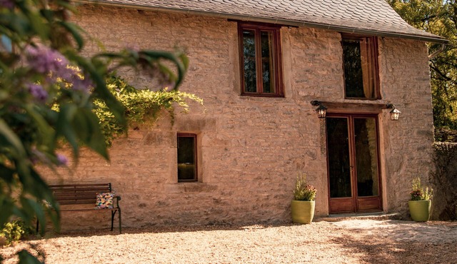 Rustic French Barn with Pool for Families. Perfect for Outdoor Adventures