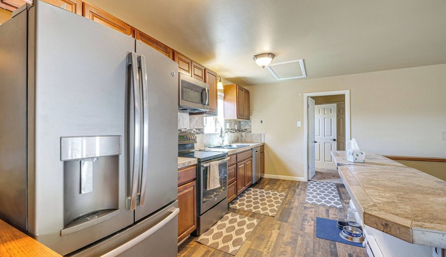 Rustic Guffey Cabin Rental w/ Mountain Views!