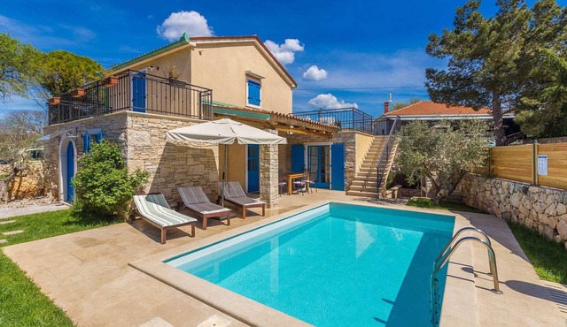 Rustic Holiday house Pinezici