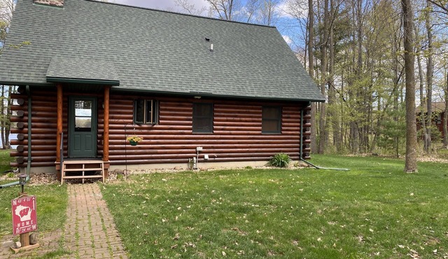 Rustic Home by the Lake