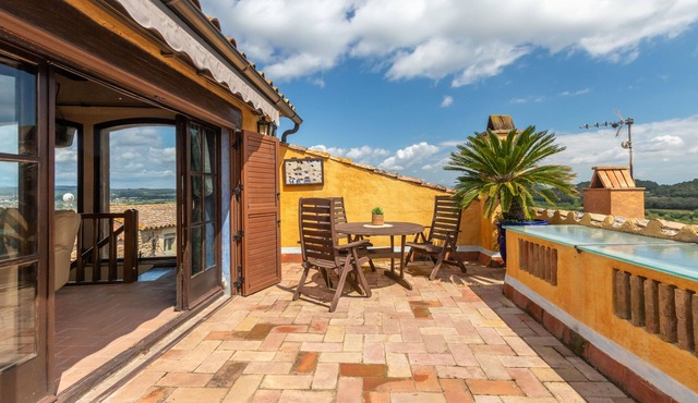 Rustic house in Castell d'Empordà