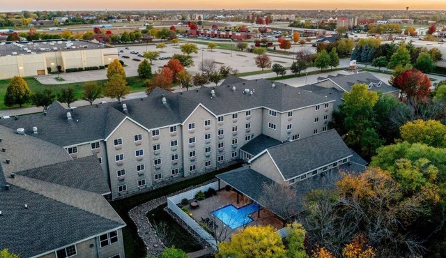 Rustic-inspired Suites - Free Hot Breakfast w/Easy Access to I-35 | 4 Units