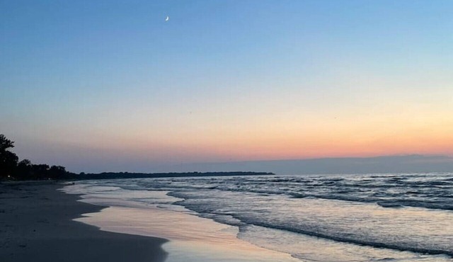Rustic Ipperwash Guesthouse