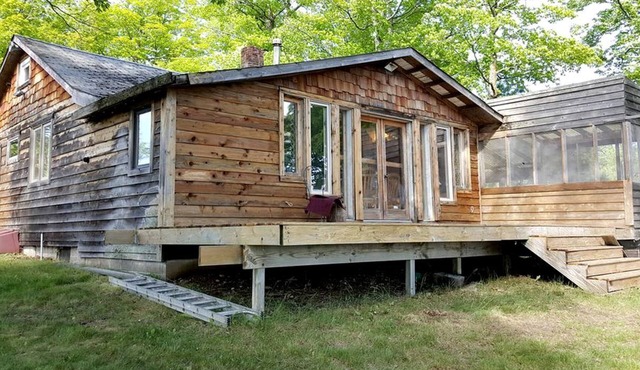 Rustic Lake Cabin with a Wood-Burning Stove in Emily, Minnesota