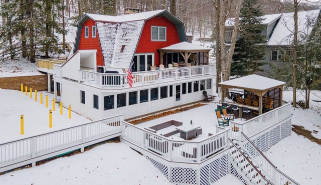 Rustic Lake Getaway Just Steps to Wisp & Fun