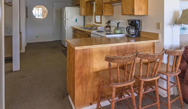 Rustic Lakefront Cabin