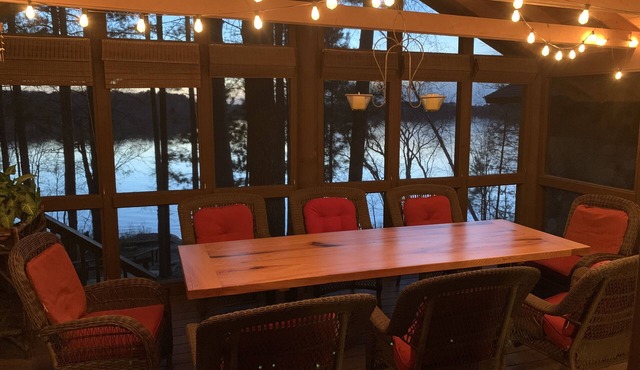 Rustic Lakefront Log Cabin Retreat w/Pontoon included Memorial to Labor Day