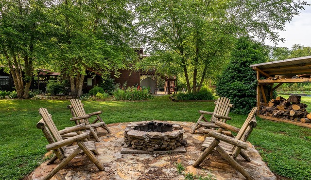 Rustic Loft in North Georgia Mountains