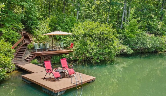 Rustic Log Cabin with Private Dock on the Lake!