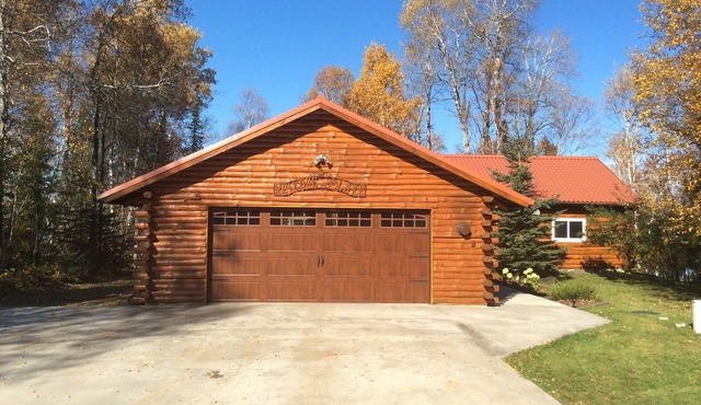 Rustic log cabin with large loft 3 total bedrooms rustic log railings