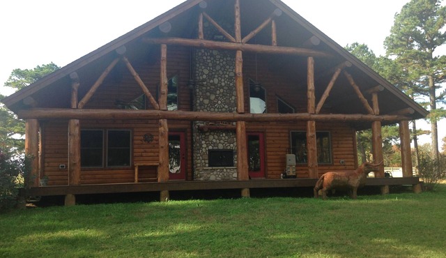 Rustic Log Home in the Pines Great place to rest, relax and unwind!