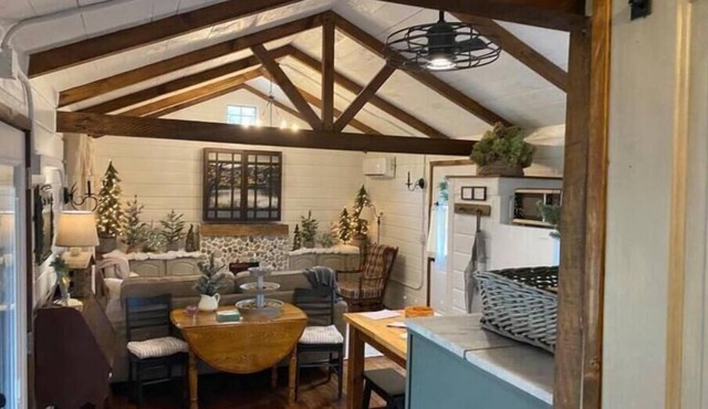 Rustic luxury in beautiful area near state park