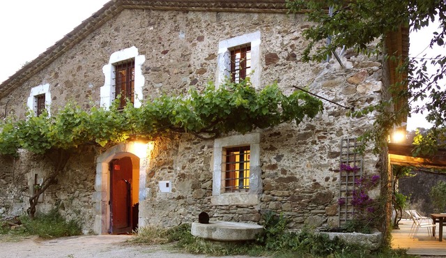 Rustic "Mas" Farmhouse in Baix Emporda/CostaBrava